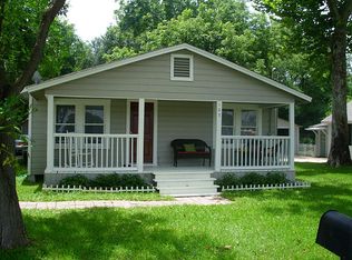 105 Epps St, Tomball, TX 77375