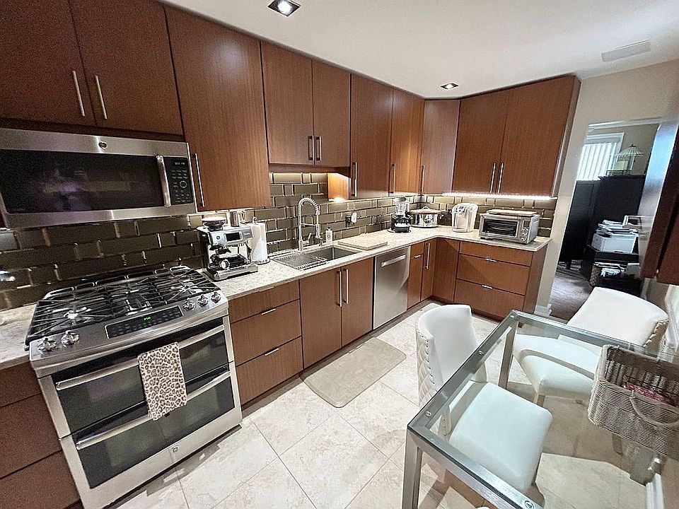 1st image of 23-45 Bell Blvd APT 5H