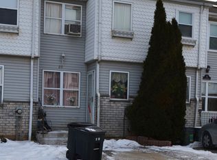 20 Lorraine Loop, Staten Island, NY 10309