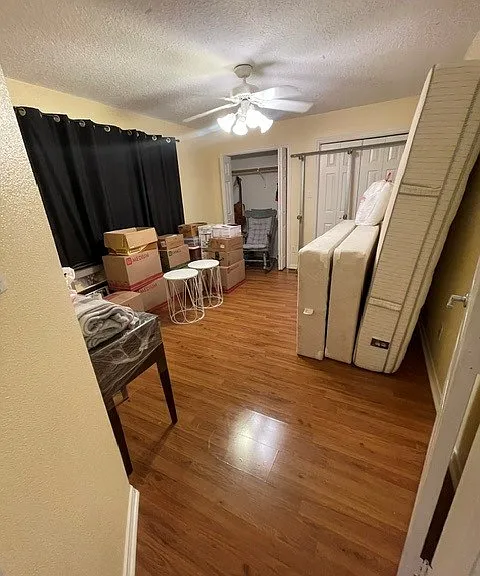 1102 Camelot Ln — Photo 10