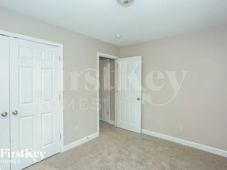 2192 Mallard Pointe Dr — Photo 12