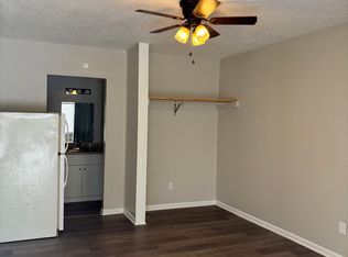 215 E Race St APT 1, Kingston, TN 37763