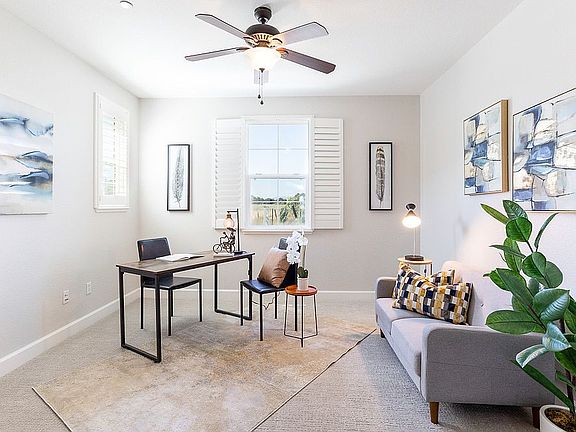 2nd image of 1500 Cielo Vista Ln