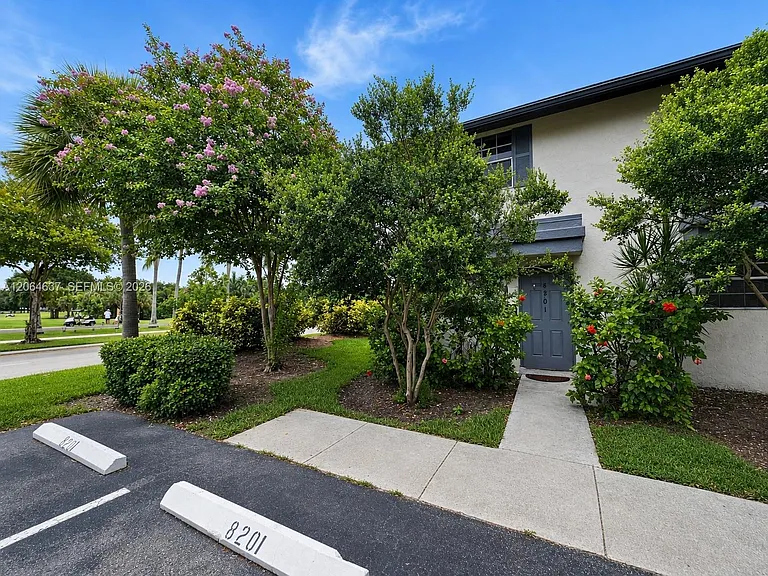 8201 Fairway Rd #8201 — Photo 1
