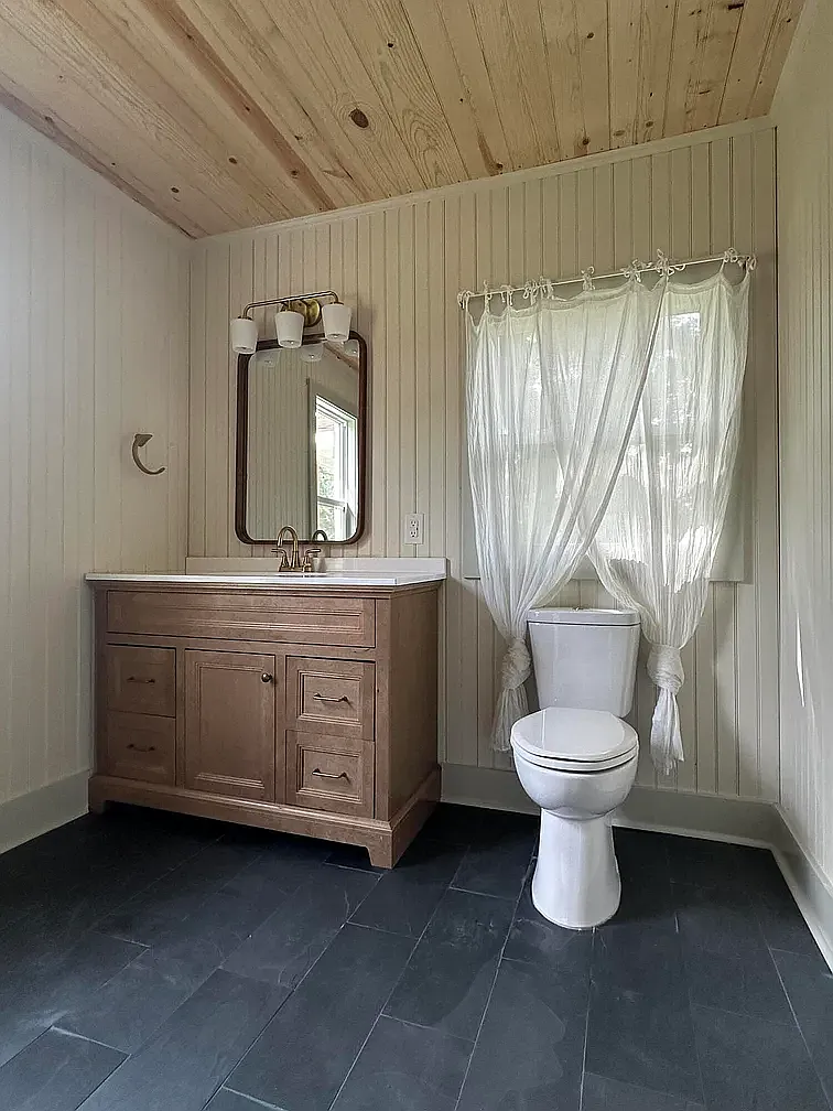 3 bed, 966 sqft, $2,250 — Photo 4