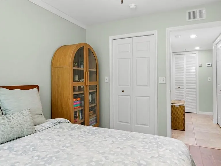 18107 Peregrines Perch Pl — Photo 22
