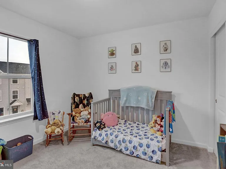 8153 Lenker Dr — Photo 17