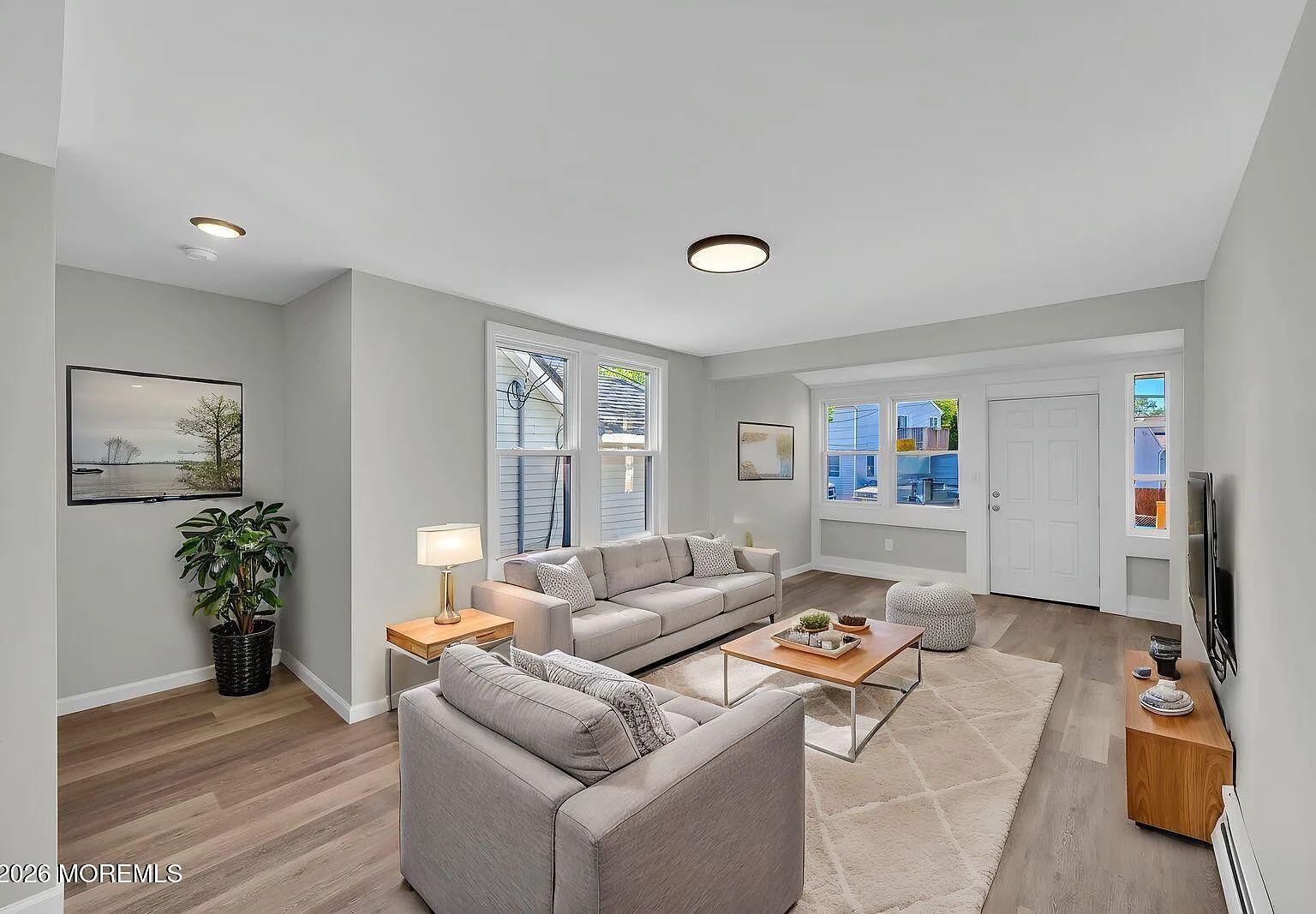 3 bed, 1215 sqft, $3,500 — Photo 3