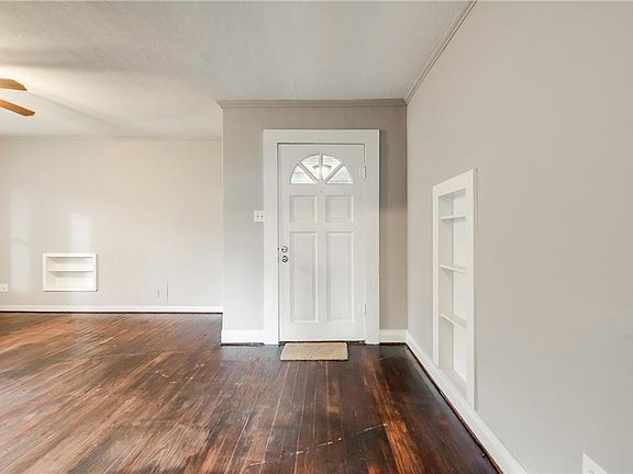 3rd image of 802 Maryland Dr