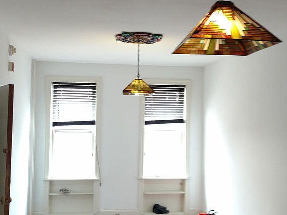 3rd image of 1019 Pine St #1F