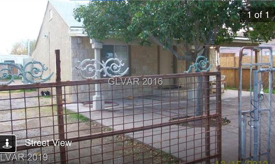 2nd image of 2614 Valley St