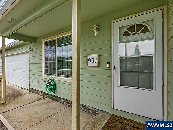 3rd image of 931 Kailua St SE
