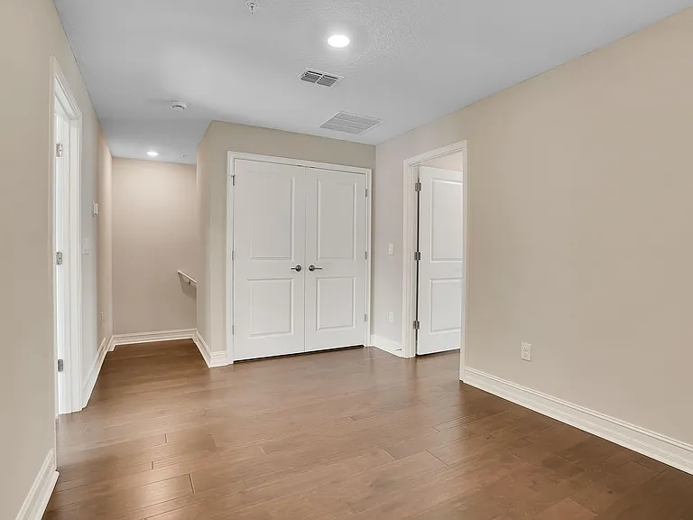 5351 Bridge St — Photo 27