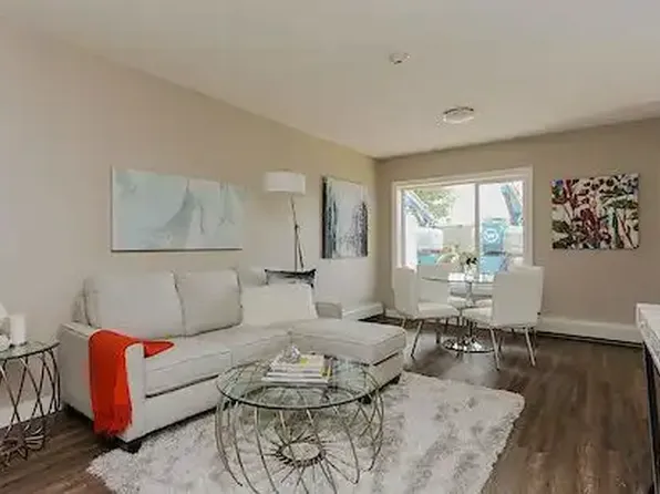 16315 96a Ave NW #207C, Edmonton, AB T5P 0E4