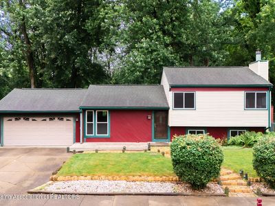 3720 Stoneleigh Dr, Lansing, MI, 48910