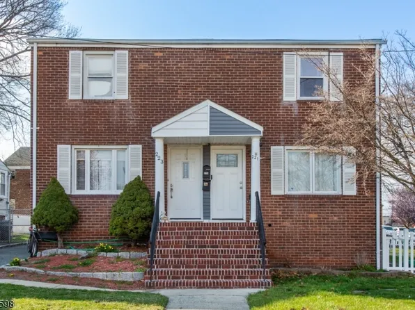 221 Livingston Ave, Lyndhurst Twp., NJ 07071