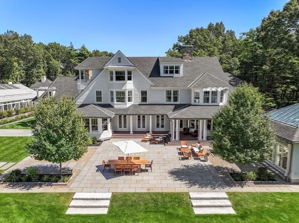 210 Monument Farm Rd, Concord, MA 01742