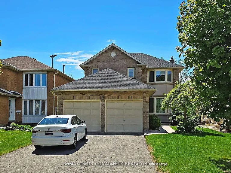 52 Eleanor Cir #LOWER — Photo 1