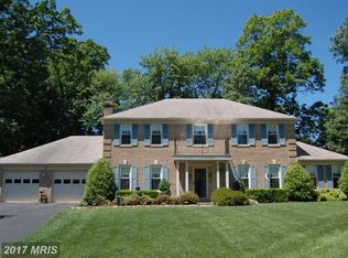 27 Butternut Way, Sterling, VA 20164