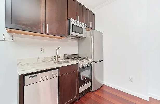 Rented by Living New York | media 11