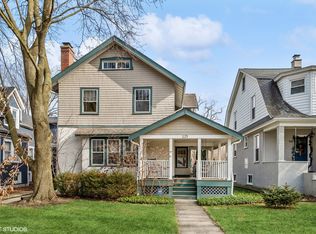 114 5th St, Wilmette, IL 60091