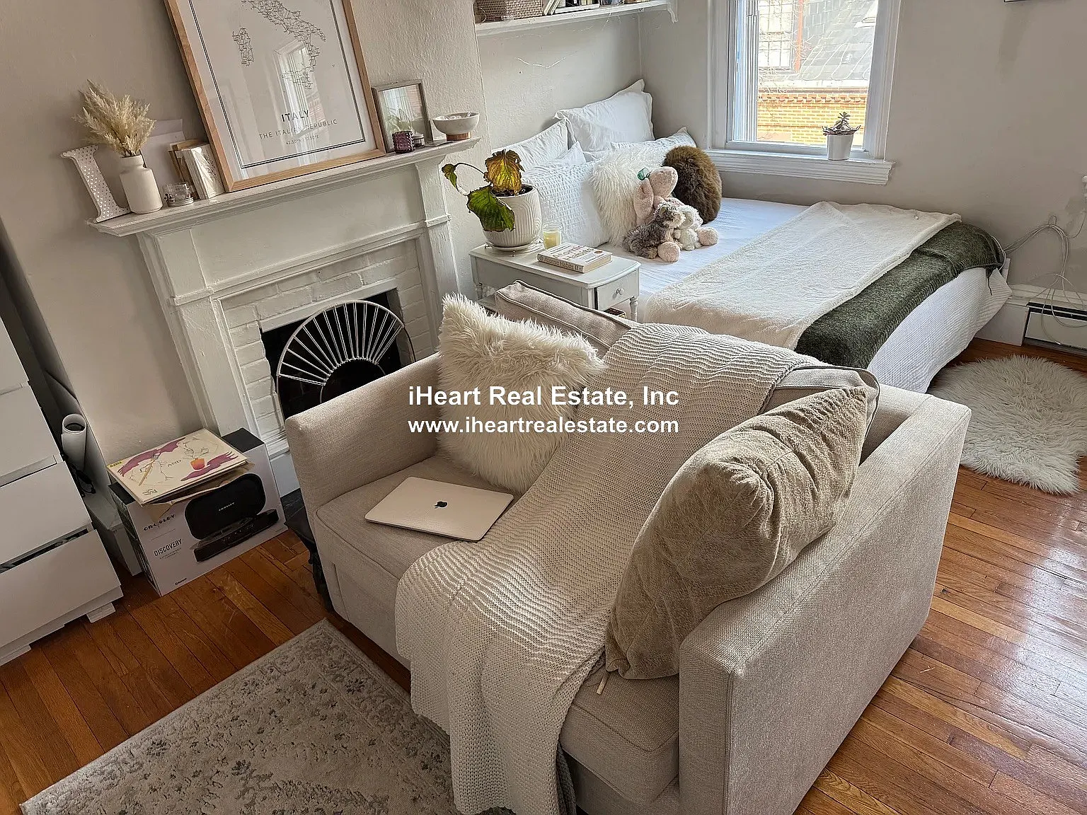 Studio, 1.0 bath, $2,460 — Photo 1