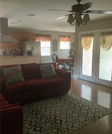 3rd image of 3516 Taft Pkwy