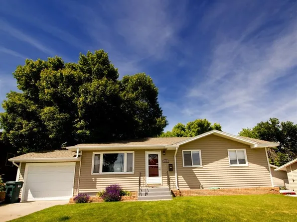 1421 Saint Johns Ave, Billings, MT 59102