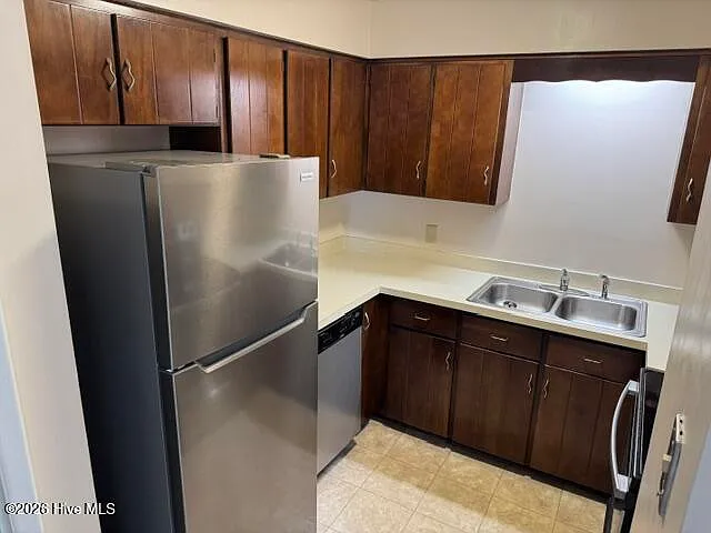 5 Port West Ct #A — Photo 7