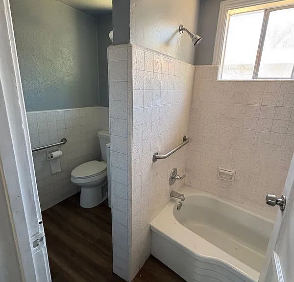 551 Roberds Ave N — Photo 9