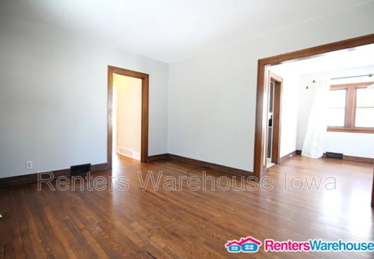3724 University Ave — Photo 7