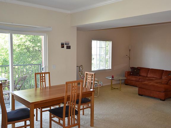 2nd image of 1818 Moore Blvd APT 217