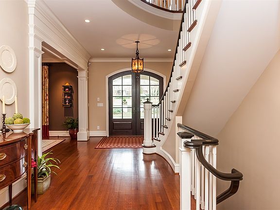 4th image of 2517 Chelmsford Ct