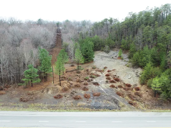 9999 Richmond Rd, Irvine, KY 40336