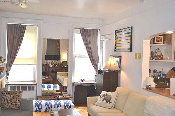 Rented by Tabak Real Estate | media 13