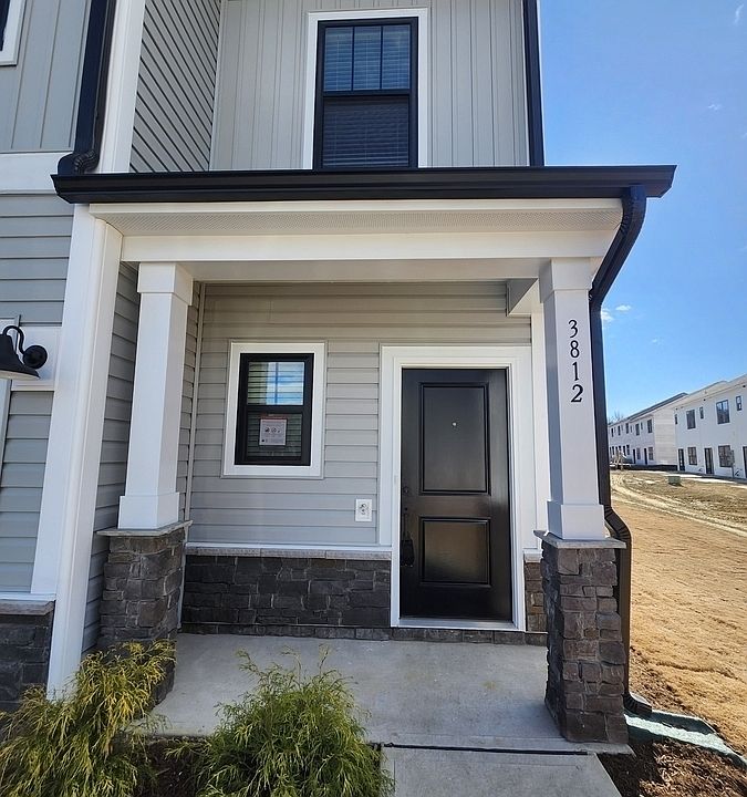 1st image of 258 Hirsch Way