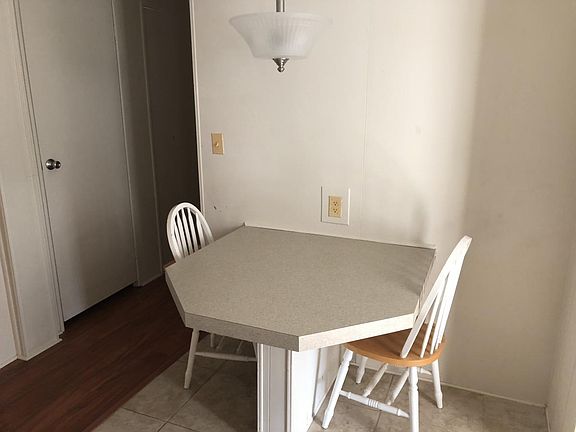 2nd image of 149 Caloosa Lake Cir N