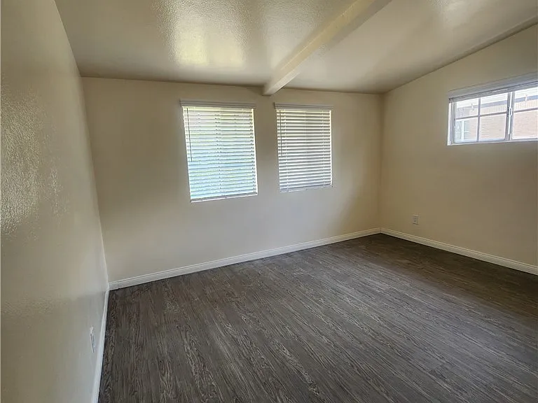 20340 Sherman Way — Photo 27