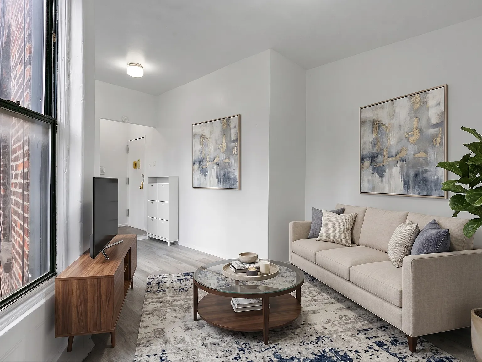 824 Ninth Avenue — Photo 4