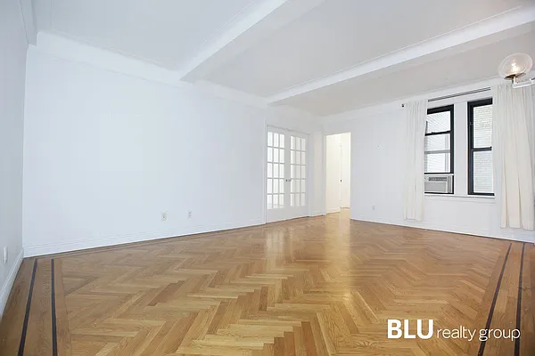 Rented by BLU Real Estate | media 6