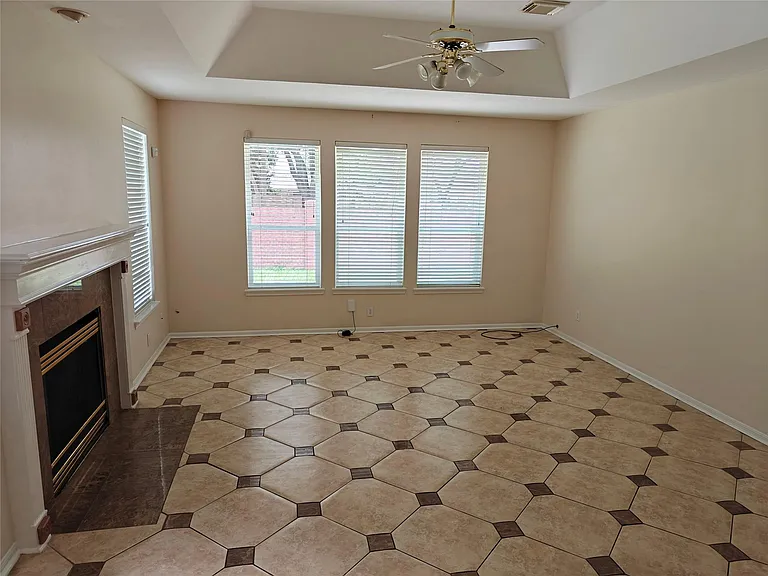 15319 Truslow Point Ln — Photo 17