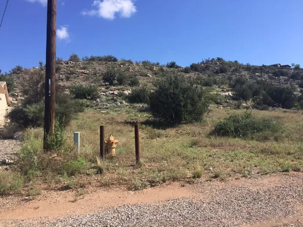 5917 N Bentley Dr, Rimrock, AZ 86335