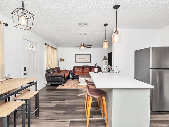 5th image of 30564 Corby Dr