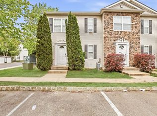 41 Aspen Ct, Lakewood, NJ 08701