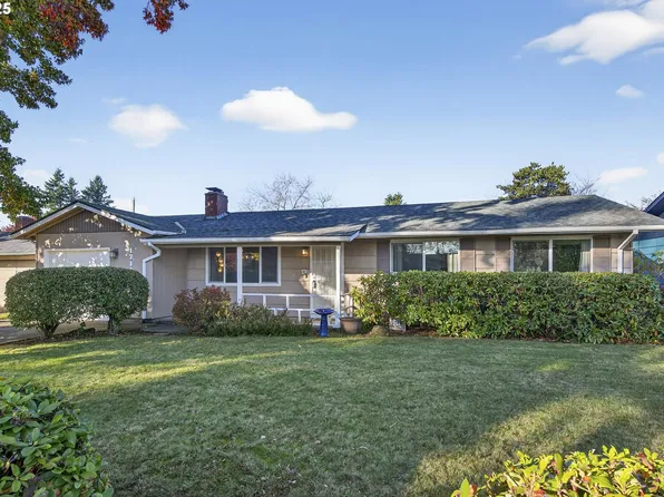 17113 SE Main St, Portland, OR 97233