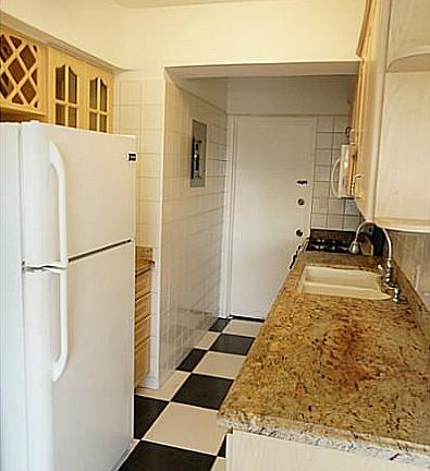 4th image of 8400 Byron Ave APT 4E