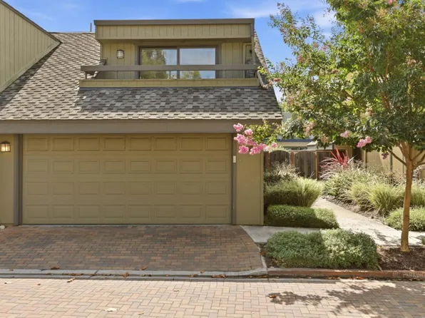 670 San Antonio Rd APT 28, Palo Alto, CA 94306