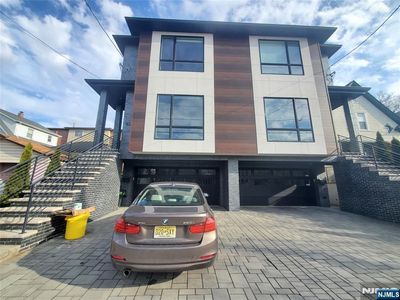 336A Highland Ave, Palisades Park, NJ, 07650