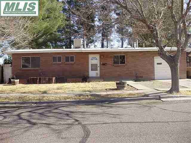 1st image of 1335 Roberts Dr