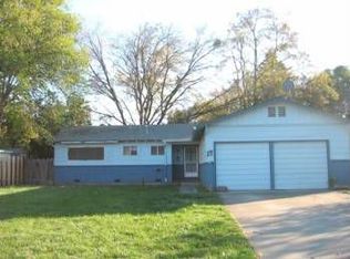 17 Jean Ln, Chico, CA 95926